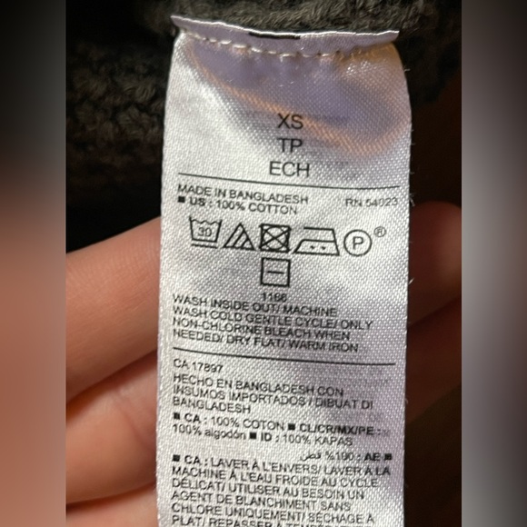 Old Navy Green Knit Crewneck Sweater - Picture 5 of 5